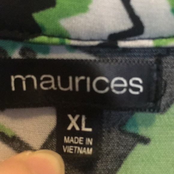 Maurices shirt - Picture 2 of 3